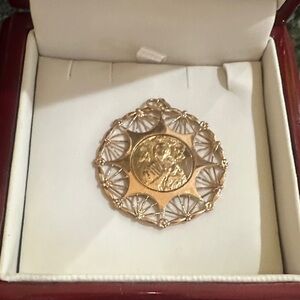 Vintage 14kt gold religious metal